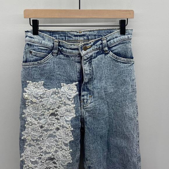 Vintage Sierra West High Rise Acid Wash Denim Handmade Lace Pearls Stars Jean - Picture 3 of 7